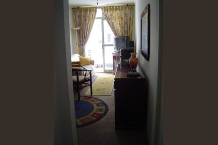 Apartamento à venda com 75m², 3 quartos e 2 vagasFoto 02