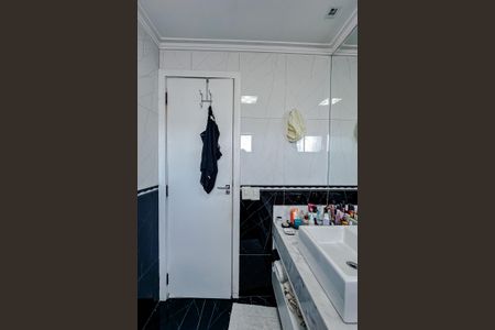 Apartamento à venda com 115m², 3 quartos e 1 vagaBanheiro da Suíte