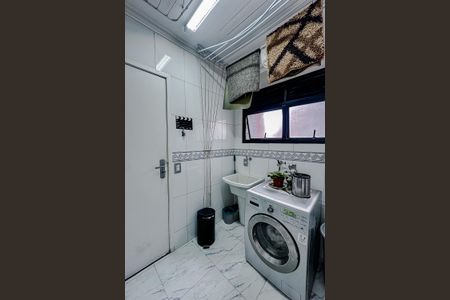 Apartamento à venda com 115m², 3 quartos e 1 vagaÁrea de Serviço