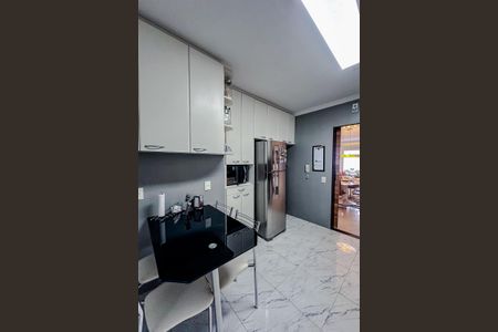 Apartamento à venda com 115m², 3 quartos e 1 vagaCozinha