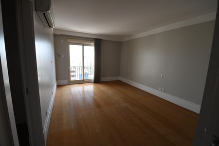 Apartamento à venda com 500m², 6 quartos e 8 vagasQuarto Suíte 3