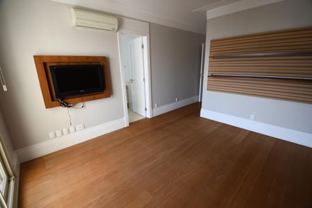 Apartamento à venda com 500m², 6 quartos e 8 vagasQuarto Suíte 1