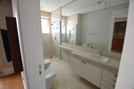 Apartamento à venda com 500m², 6 quartos e 8 vagasBanheiro 4