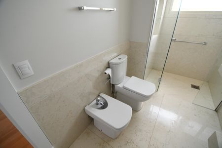 Apartamento à venda com 500m², 6 quartos e 8 vagasBanheiro 4