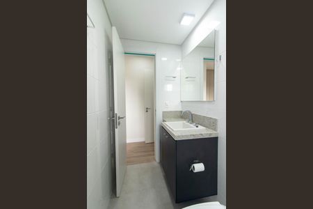 Apartamento para alugar com 64m², 2 quartos e 2 vagas Apartamento para alugar com 64m², 2 quartos e 2 vagasBanheiro da Suíte