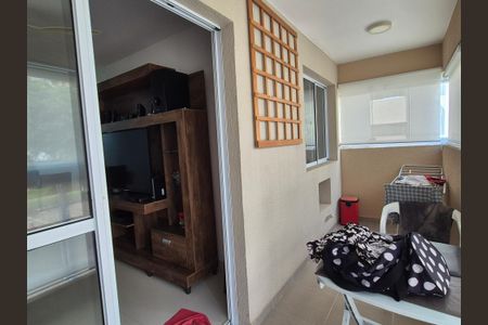 Apartamento à venda com 90m², 3 quartos e 1 vaga Apartamento à venda com 90m², 3 quartos e 1 vagaVaranda