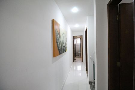 Casa de condomínio à venda com 112m², 3 quartos e 1 vagaBanheiro social - Corredor