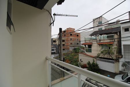 Casa de condomínio à venda com 112m², 3 quartos e 1 vagaSuíte - Varanda