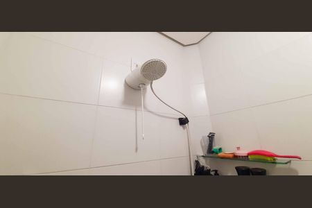 Casa à venda com 66m², 2 quartos e 2 vagasBanheiro