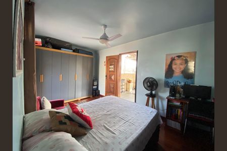 Casa à venda com 210m², 3 quartos e 2 vagas Casa à venda com 210m², 3 quartos e 2 vagasQuarto de Serviço