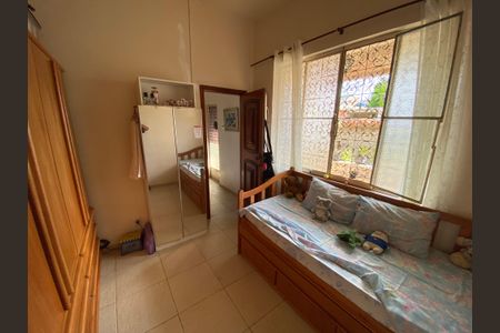 Casa à venda com 210m², 3 quartos e 2 vagas Casa à venda com 210m², 3 quartos e 2 vagasQuarto 2