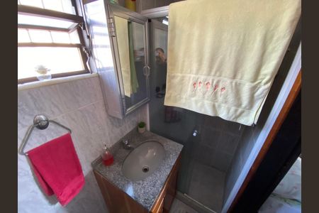 Casa à venda com 210m², 3 quartos e 2 vagas Casa à venda com 210m², 3 quartos e 2 vagasBanheiro do Quarto de Serviço