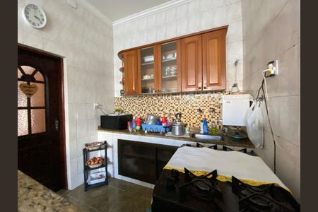 Casa à venda com 210m², 3 quartos e 2 vagas Casa à venda com 210m², 3 quartos e 2 vagasCozinha