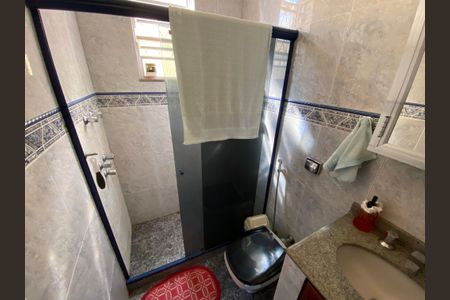 Casa à venda com 210m², 3 quartos e 2 vagas Casa à venda com 210m², 3 quartos e 2 vagasBanheiro