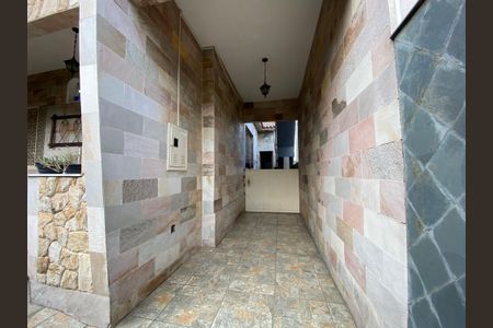 Casa à venda com 210m², 3 quartos e 2 vagas Casa à venda com 210m², 3 quartos e 2 vagasGaragem