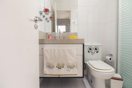 Apartamento à venda com 164m², 3 quartos e 3 vagasBanheiro Suíte 2