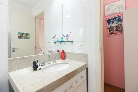 Apartamento à venda com 164m², 3 quartos e 3 vagasBanheiro Suíte 1