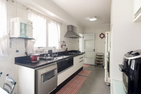 Apartamento à venda com 164m², 3 quartos e 3 vagasCozinha 