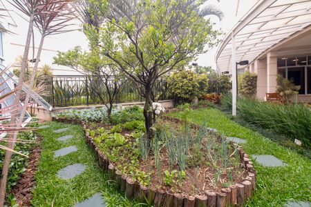 Apartamento à venda com 164m², 3 quartos e 3 vagasCondomínio - Horta 