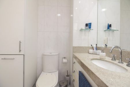 Apartamento à venda com 164m², 3 quartos e 3 vagasBanheiro Suíte 3