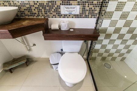 Casa de condomínio para alugar com 230m², 5 quartos e 1 vagaBanheiro do Quarto 3