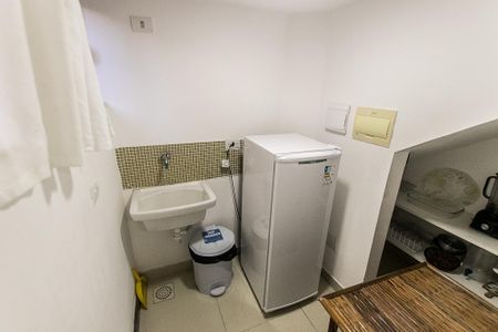 Casa de condomínio para alugar com 230m², 5 quartos e 1 vagaÁrea de Serviço