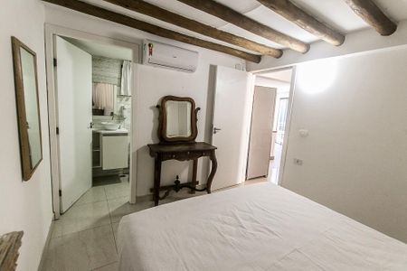 Casa de condomínio para alugar com 230m², 5 quartos e 1 vagaQuarto 1