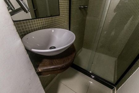 Casa de condomínio para alugar com 230m², 5 quartos e 1 vagaBanheiro do Quarto 5