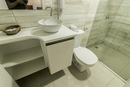 Casa de condomínio para alugar com 230m², 5 quartos e 1 vagaBanheiro do Quarto 1