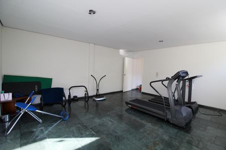 Apartamento à venda com 115m², 3 quartos e 2 vagasÁrea comum - Academia