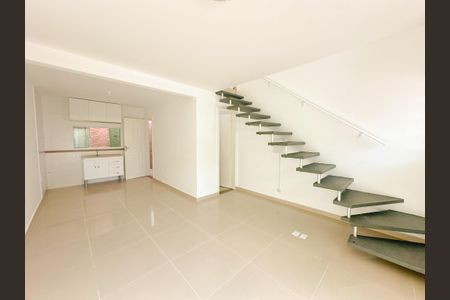 Casa para alugar com 86m², 2 quartos e 1 vagaSala de TV