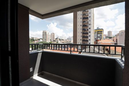 Apartamento à venda com 56m², 2 quartos e 1 vaga Apartamento à venda com 56m², 2 quartos e 1 vagaVaranda