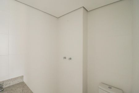 Apartamento à venda com 56m², 2 quartos e 1 vaga Apartamento à venda com 56m², 2 quartos e 1 vagaBanheiro da Suíte
