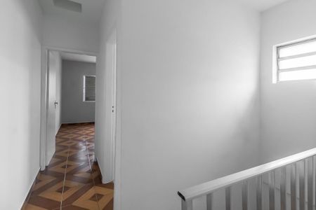 Casa à venda com 94m², 2 quartos e 2 vagas Casa à venda com 94m², 2 quartos e 2 vagasCorredor