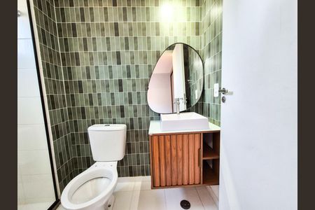 Banheiro de apartamento para alugar com 1 quarto, 26m² em Higienópolis, São Paulo