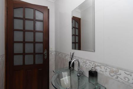 Casa à venda com 255m², 4 quartos e 5 vagasLavabo