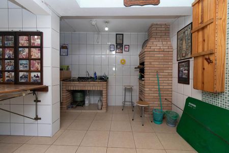 Casa à venda com 255m², 4 quartos e 5 vagasÁrea Gourmet