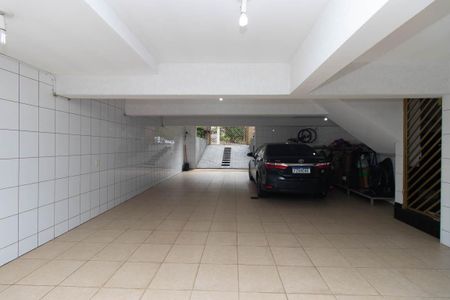 Casa à venda com 255m², 4 quartos e 5 vagasGaragem