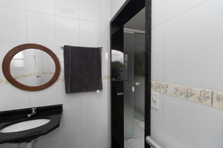 Casa à venda com 255m², 4 quartos e 5 vagasBanheiro da Suíte