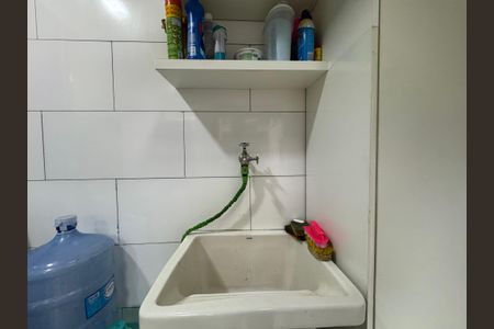 Casa de condomínio à venda com 172m², 3 quartos e 1 vagaCozinha e Área de Serviço