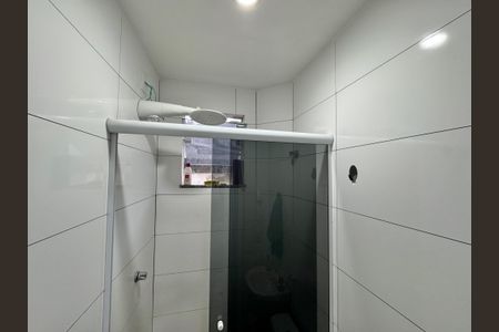 Casa de condomínio à venda com 172m², 3 quartos e 1 vagaCozinha e Área de Serviço - Banheiro