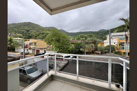 Casa de condomínio à venda com 172m², 3 quartos e 1 vagaSuíte 2 - Varanda