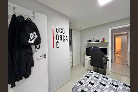 Casa de condomínio à venda com 172m², 3 quartos e 1 vagaSuíte 2