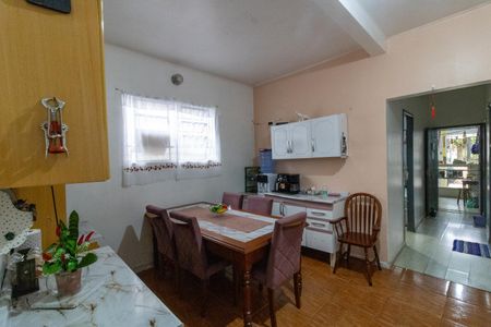 Casa à venda com 150m², 4 quartos e 3 vagasCozinha