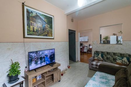 Casa à venda com 150m², 4 quartos e 3 vagasSala