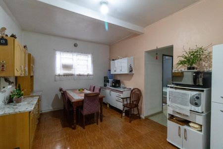 Casa à venda com 150m², 4 quartos e 3 vagasCozinha