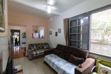 Casa à venda com 150m², 4 quartos e 3 vagasSala