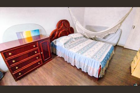 Apartamento à venda com 128m², 3 quartos e sem vagaQuarto 