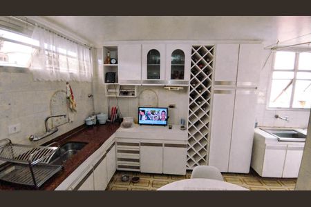 Apartamento à venda com 128m², 3 quartos e sem vagaCozinha