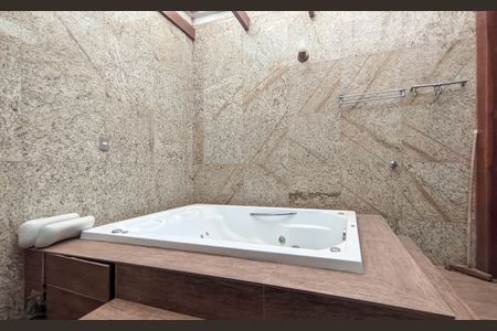 Apartamento à venda com 187m², 3 quartos e 2 vagasÁrea Privativa - Banheira